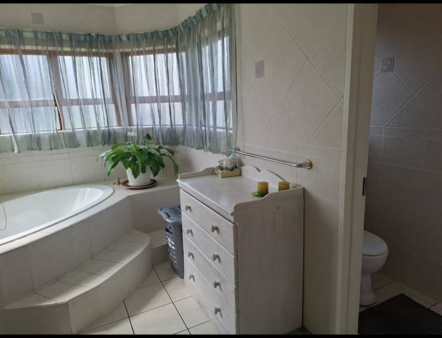 3 BEDROOM HOUSE FOR SALE IN GLEN MARAIS